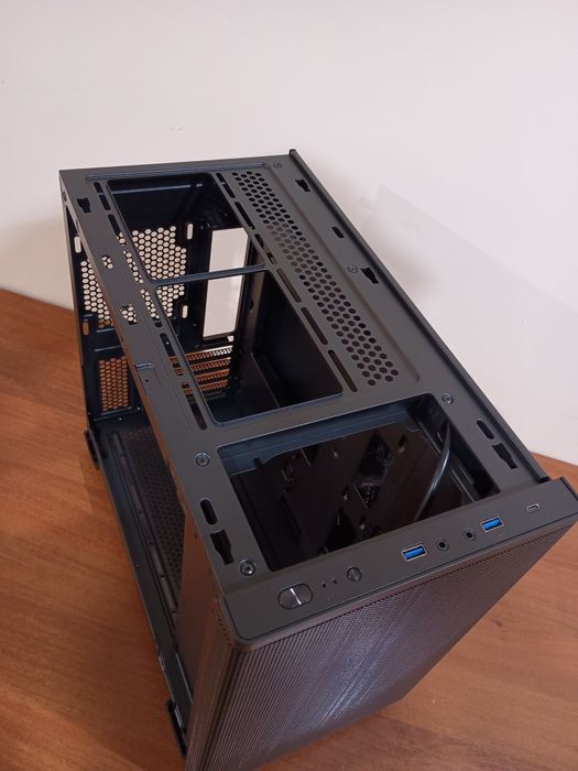 AeroCool корпус для комп'ютера новий