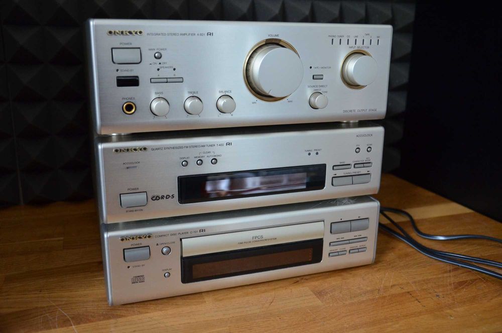 ONKYO wzmacniacz A-921 + TUNER T-422 + CD C-721 + pilot