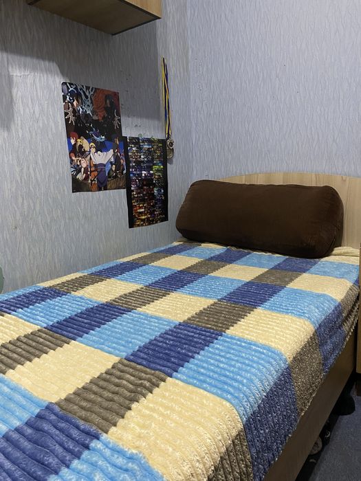 Односпальне ліжко з матрацом