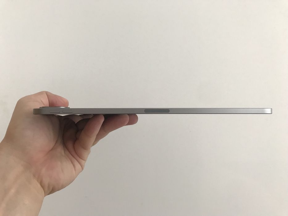 iPad Pro 11 M2 4Gen Wi-Fi 2022 Space Grey A2759. iCloud lock.