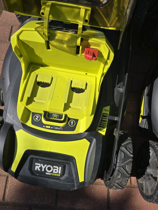 Kosiarki akumulatorowe Ryobi 36V RY36LMX46A