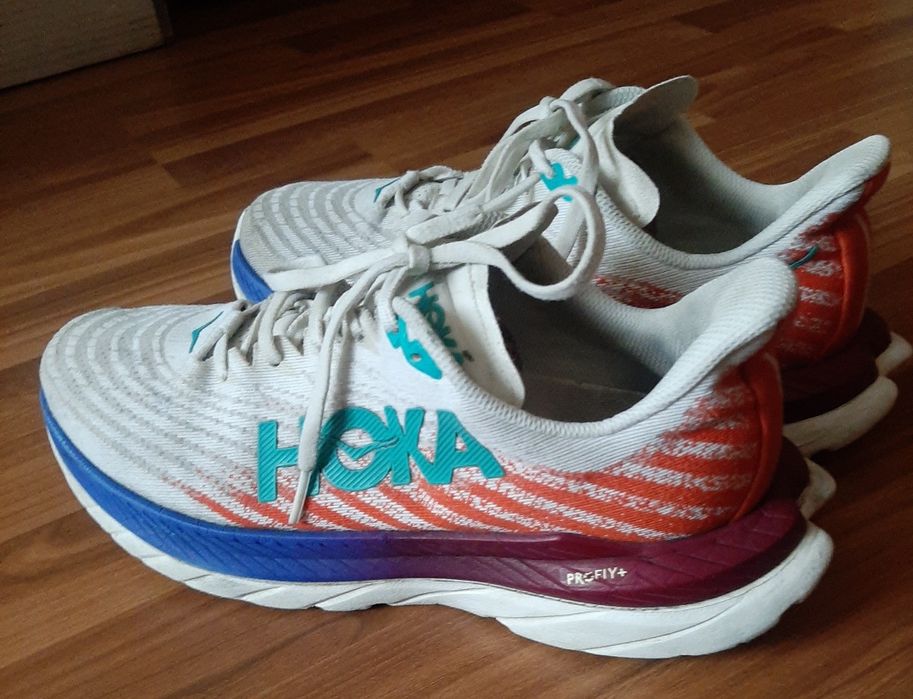 Кросівки Hoka Mach 5