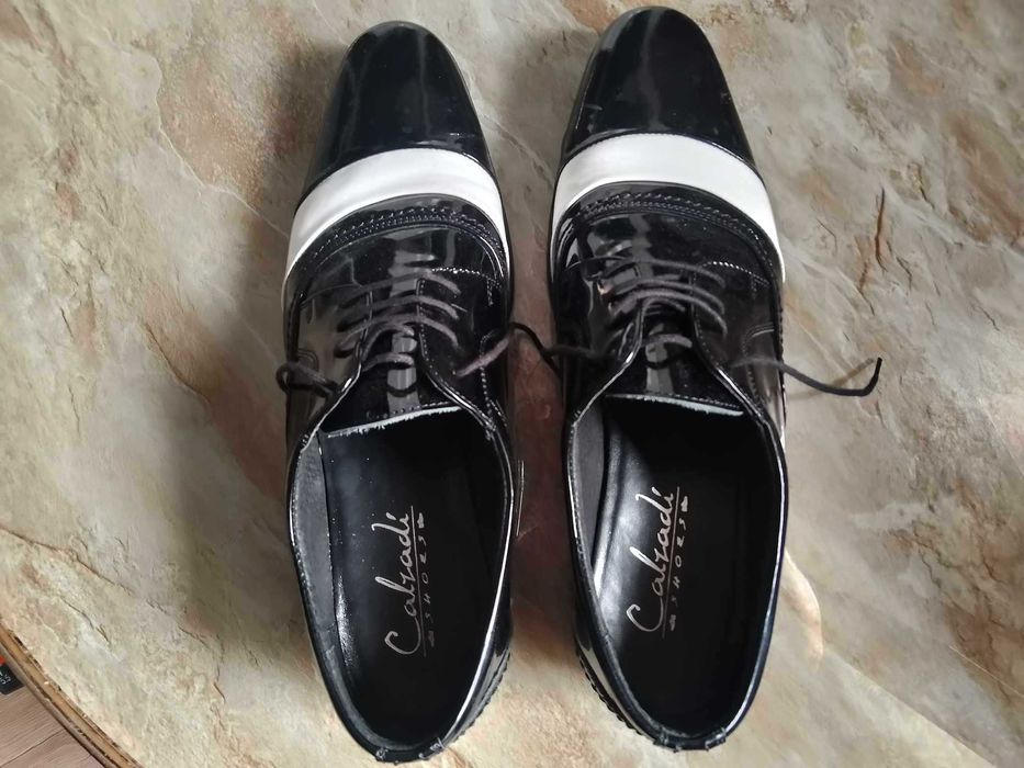 ### Buty Lakierki CALZADI Al Capone, r.44 Nowe ###