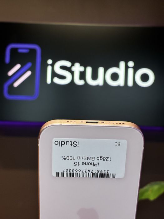 iPhone 15 128GB Różowy • Bateria 100% • Twój stary iPhone w rozliczeniu • Gwarancja 12 mies.