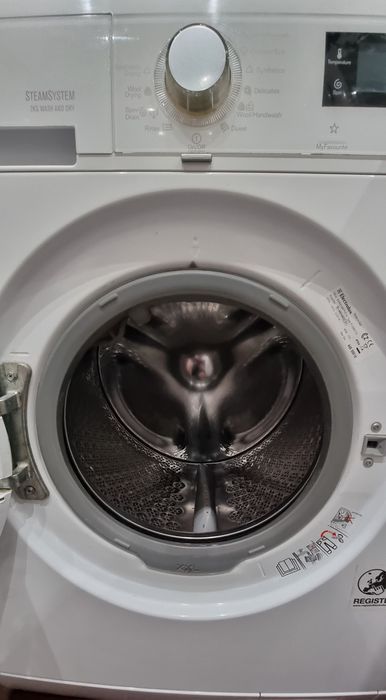 Пральна машина із сушаркою ELECTROLUX 9кг