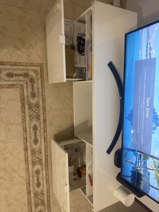 Aparador IKEA BYÅS