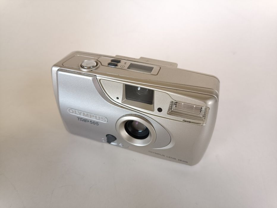 Olympus TRIP 505 плівкова,ідеал
