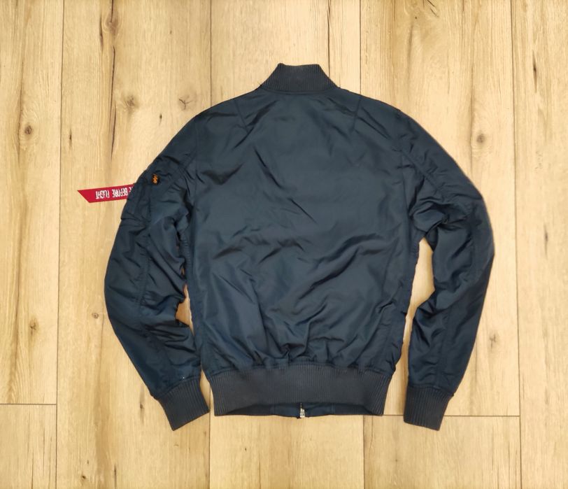 Alpha Industries damska granatowa kurtka bomberka w rozmiarze S