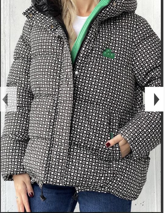 Жіночий пуховик