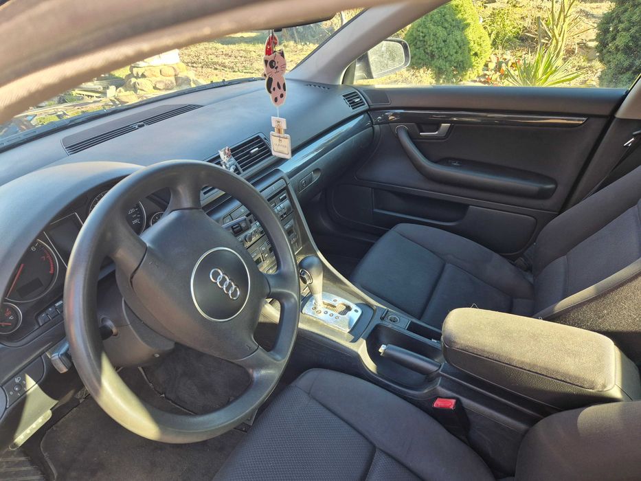 Audi A4 2.0 benzyna , automat , 02r