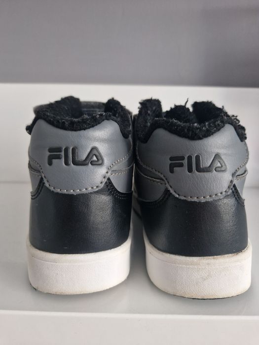 Buty dziecięce FILA rozm 33, dł. wkładki 22cm