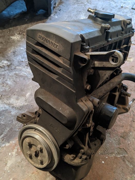 Двигатель Renault megane 1 1.6 8 клапанный кпп