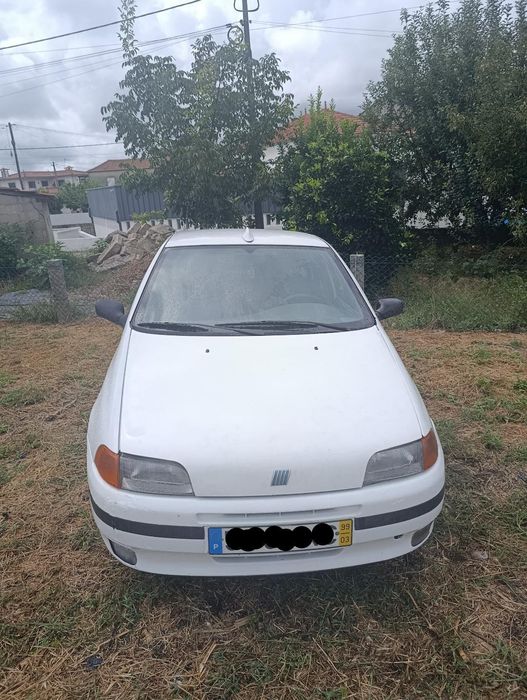 Vendo carro em bom estado530758327106938882