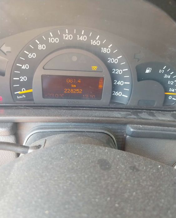 Mercedes c220cdi   2001