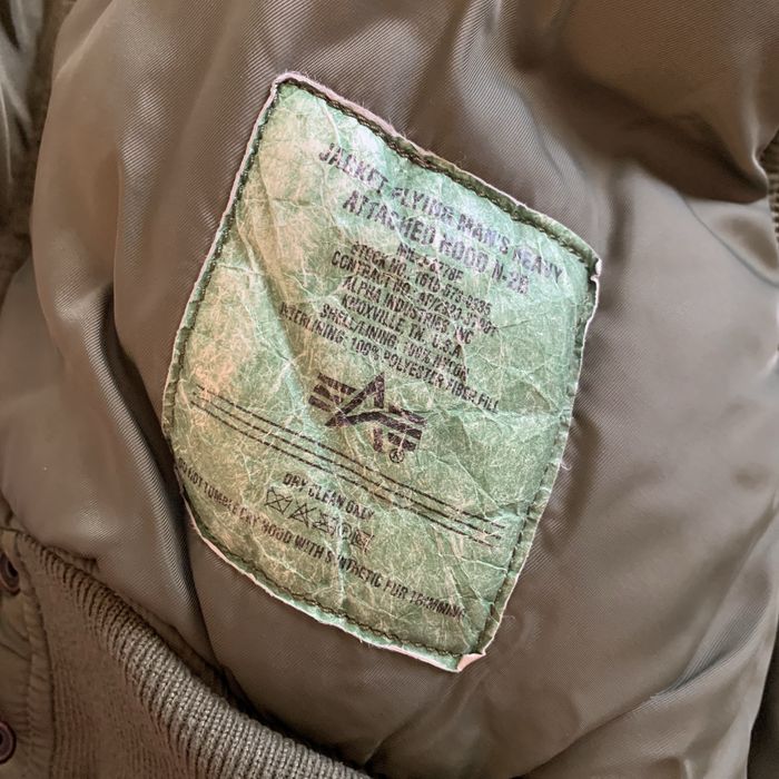 Alpha industries n2b