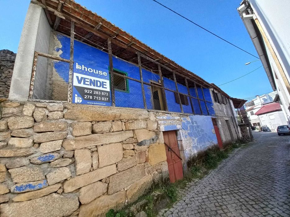 Um Negócio, Duas Casas!