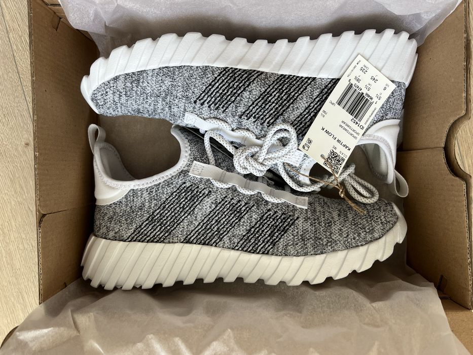 Кросівки Adidas Flow K 37 38 2/3 Оригінал