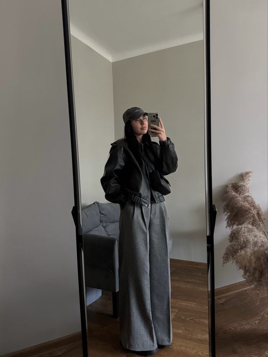 Шкіряний бомбер, розмір S-M