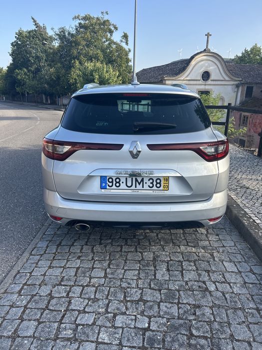 RENAULT MEGANE (Bose edition)