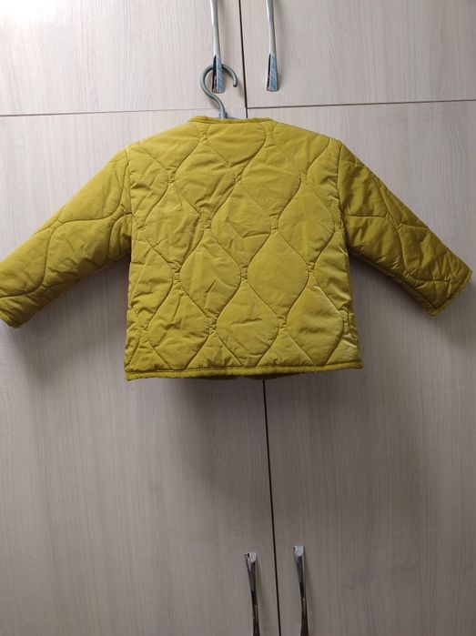 Осінь весна.Стьобана куртка Zara.