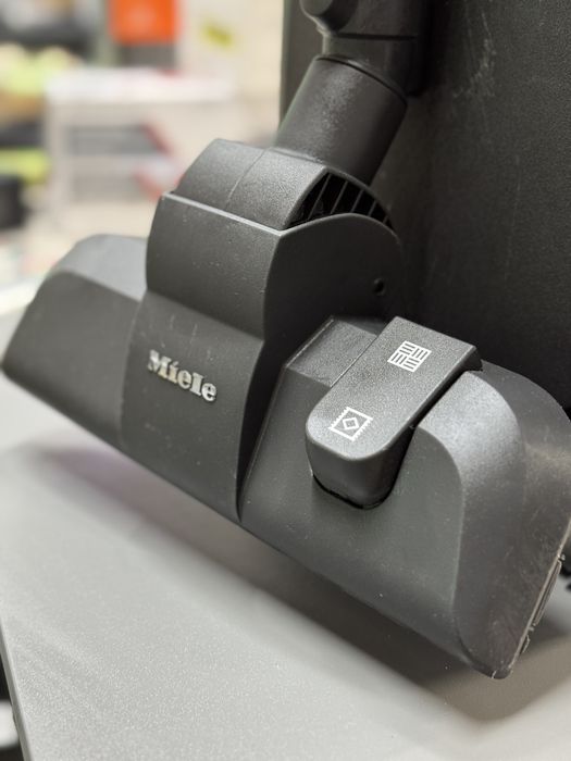 Пилосос Miele C1 Classic Flex б/в. В гарному стані.