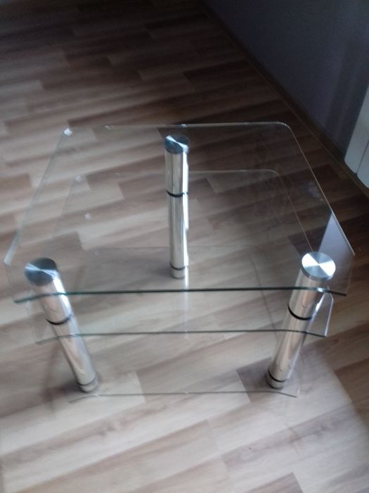 Stolik RTV Szklany bez uszkodzeń