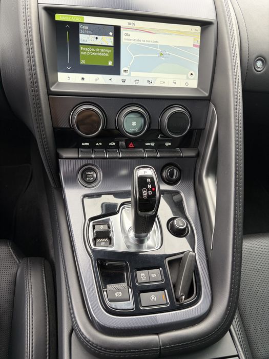 Jaguar F-Type P300 Auto R-Dynamic
