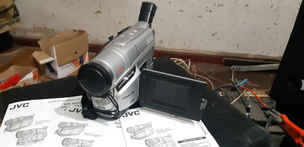 Буфер, усилок спрашивайте в лс все раскажу