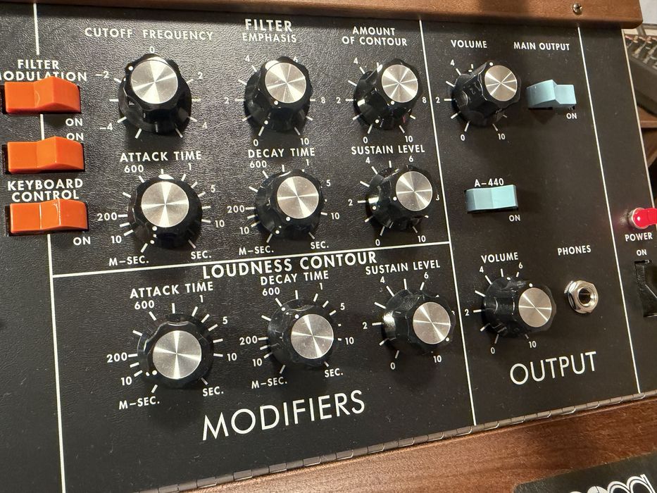 Moog Minimoog Model D Reissue 44-key