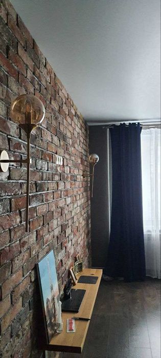 Продам 2 -х кімнатну квартиру м. Зміїв