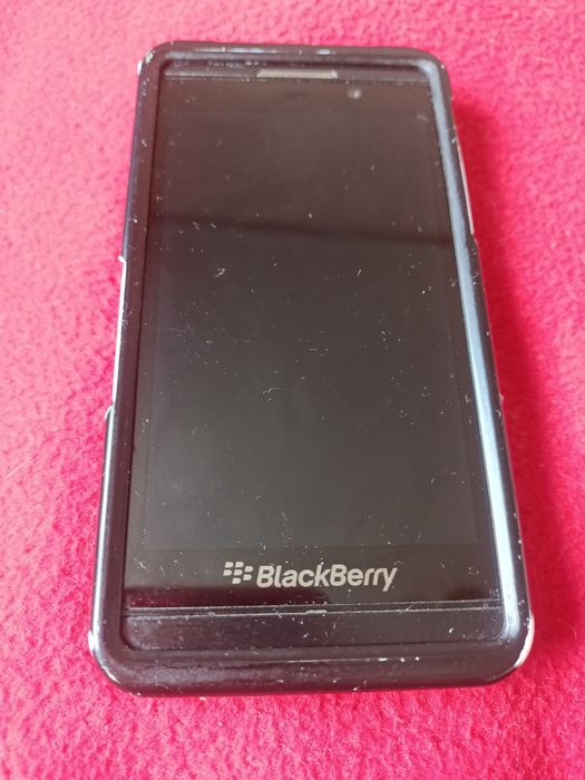 Мобильный телефон BlackBerry