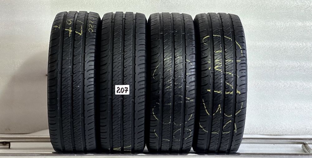 Автошини колеса резина 215/65 R15C Uniroyal Rain Maxx3 літні 2022 рік