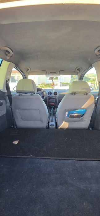 Seat Ibiza 1.4  Comercial – 2003 - Avariado