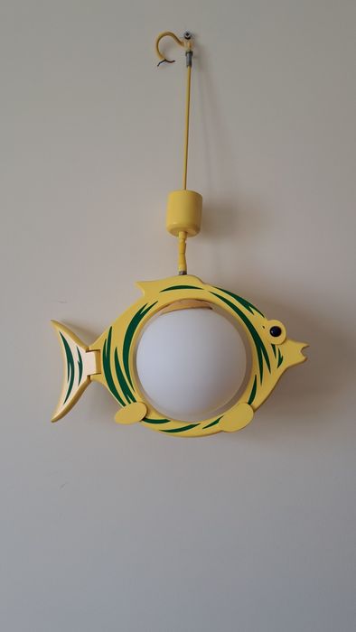 Candeeiro em forma de peixe