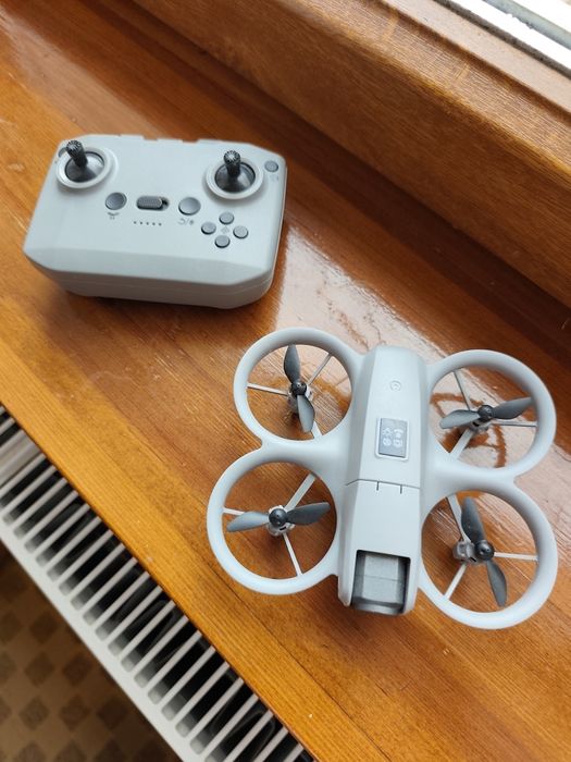 Mini Dron z kontrolerem i baterią 100% sprawny