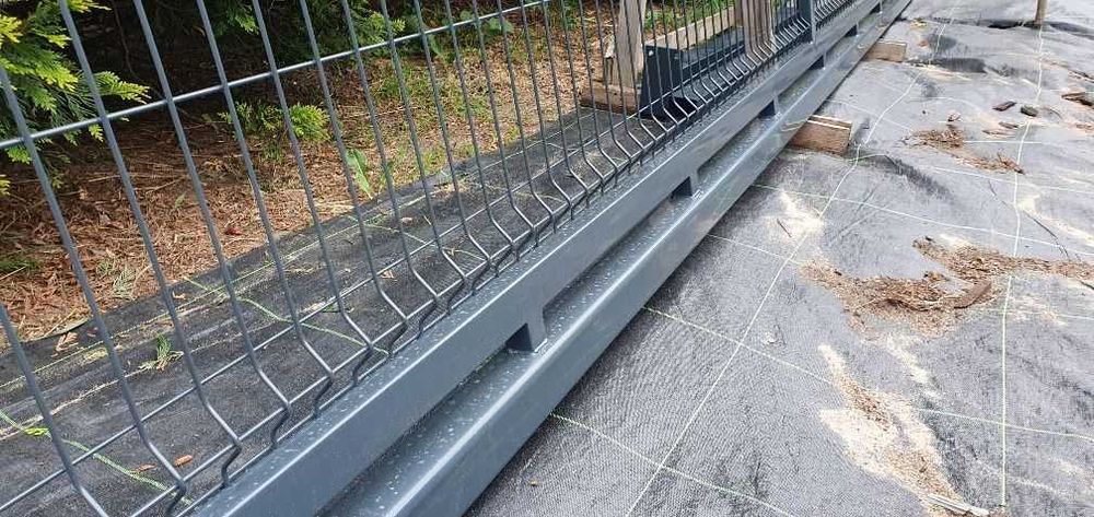 Brama przesuwna panelowa 4m x 1,5 m prawa antracyt