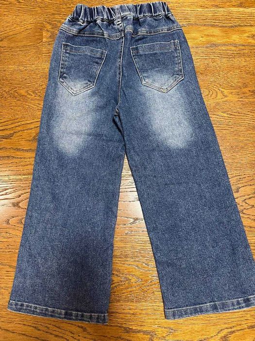 Джинси для дівчинки 122-128 зріст. 300 грн.