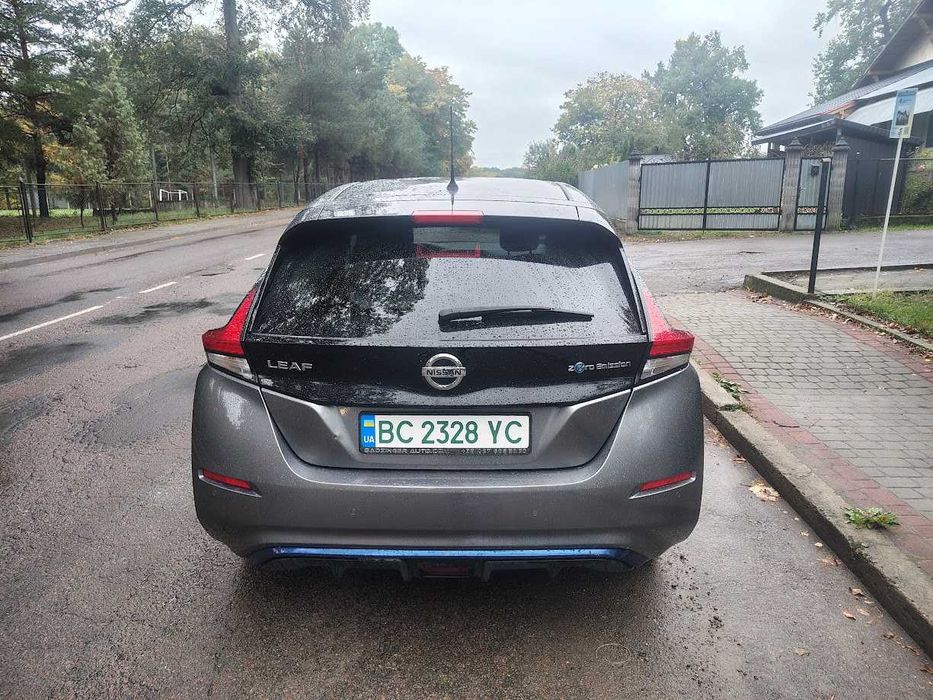 Nissan Leaf 2019 II покоління  •  40 kWh AT (150 к.с.)  •  Tekna