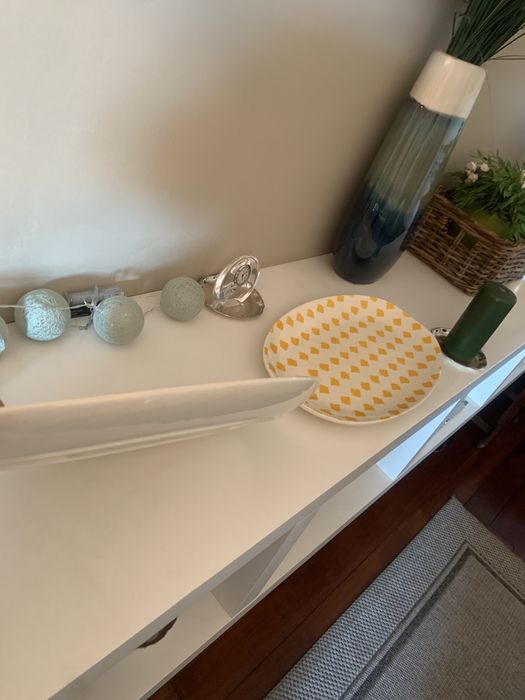 Conj 11 peças. 4 potes , 2 travessas, jarra pequena, jarra grande em vidro trabalhado, patinho loiça