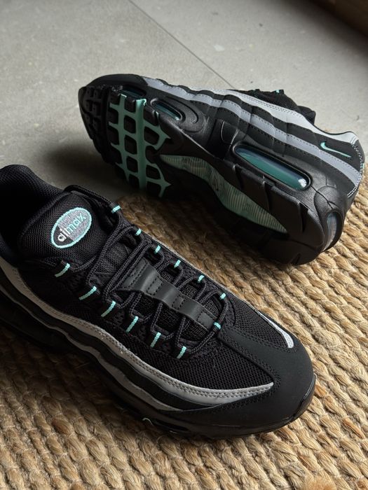Оригинал Nike Air Max 95 (HV6062 001) найк аир макс 97 тн plus