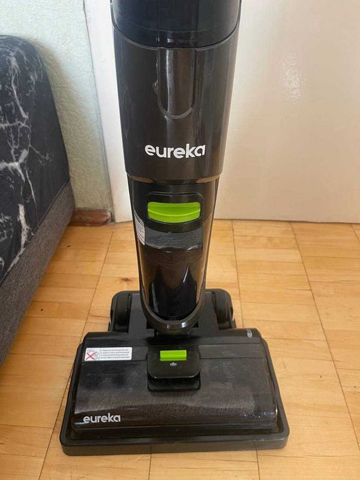 Миючий акумуляторний пилосос Eureka NEW400