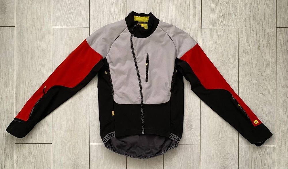 чоловіча софтшельна вело куртка Mavic Primaloft size S-M