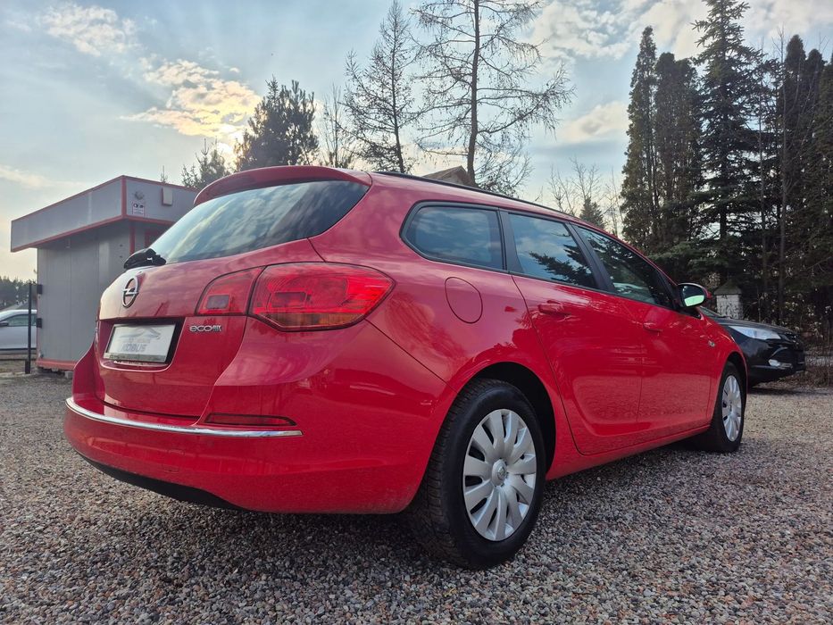 Opel Astra 100%Bezwypadkowy_Serwis_Zadbany