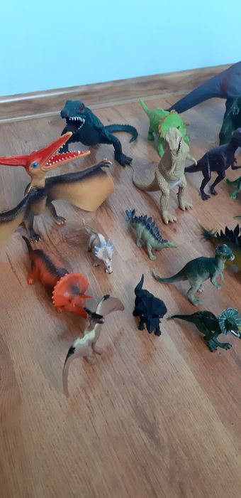 Zestaw dinozaurów