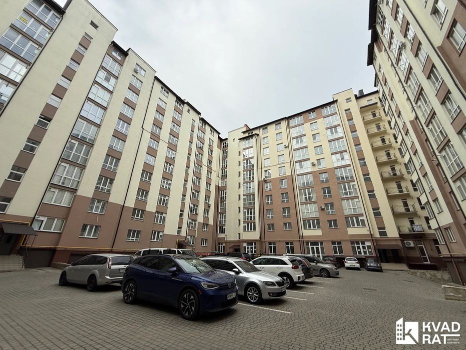 Здана 3км квартира біля парку Шевченка