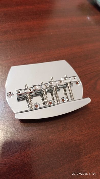 Ponte (bridge) para baixo Musicman