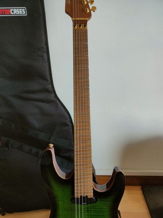 Guitarra Harley Benton Fusion Guitar Max Signature