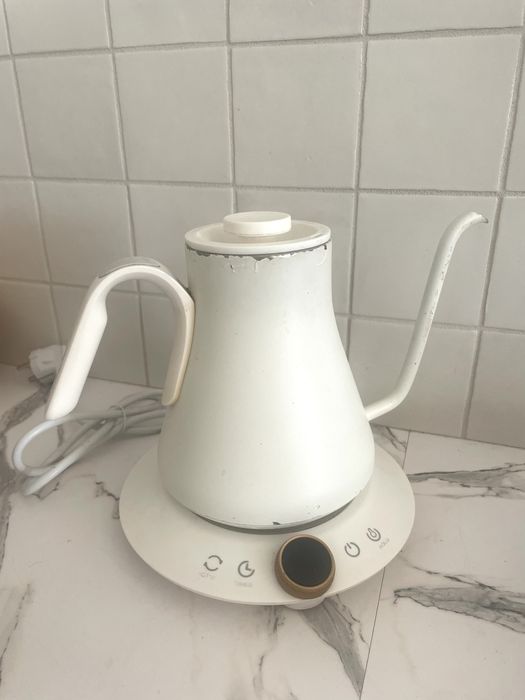 Uszkodzony czajnik elektryczny z regulacją temperatury Gooseneck Cocinare