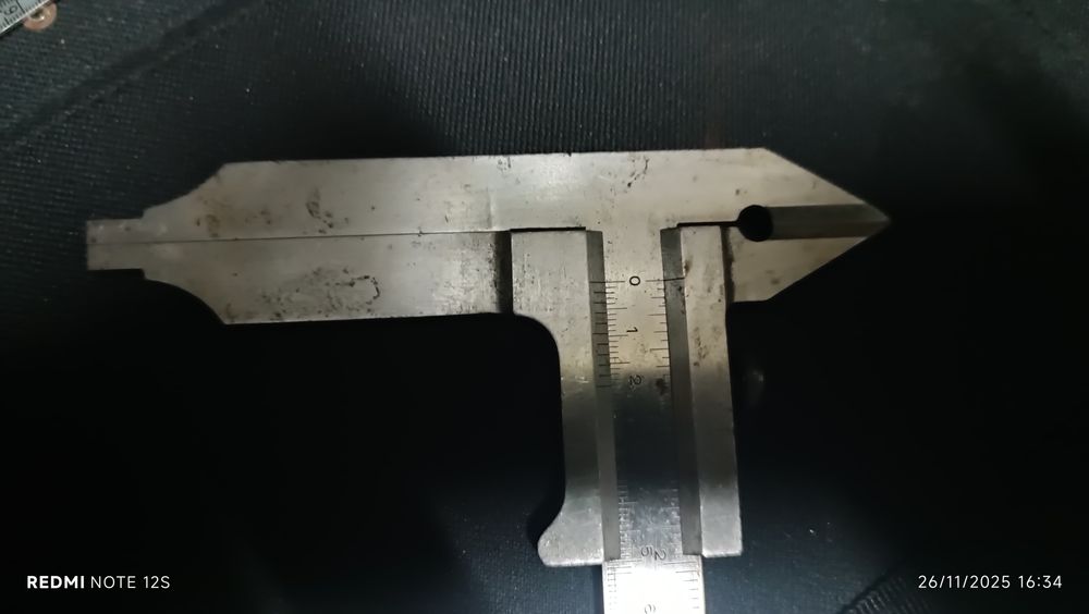 Paquímetro Alemão em Aço – 29€