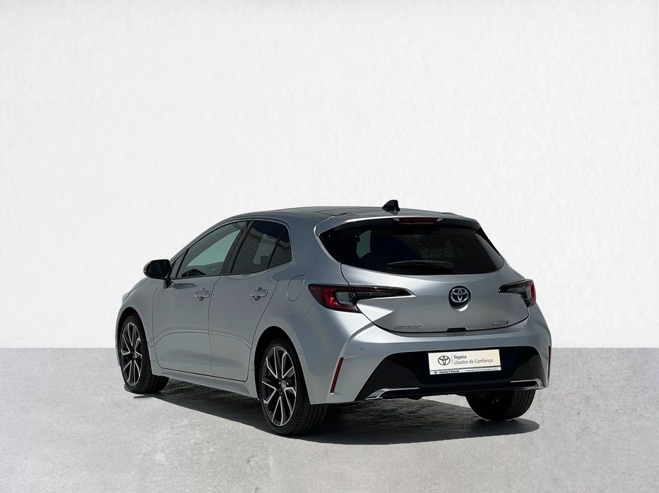 Toyota Corolla 1.8 Hybrid Exclusive